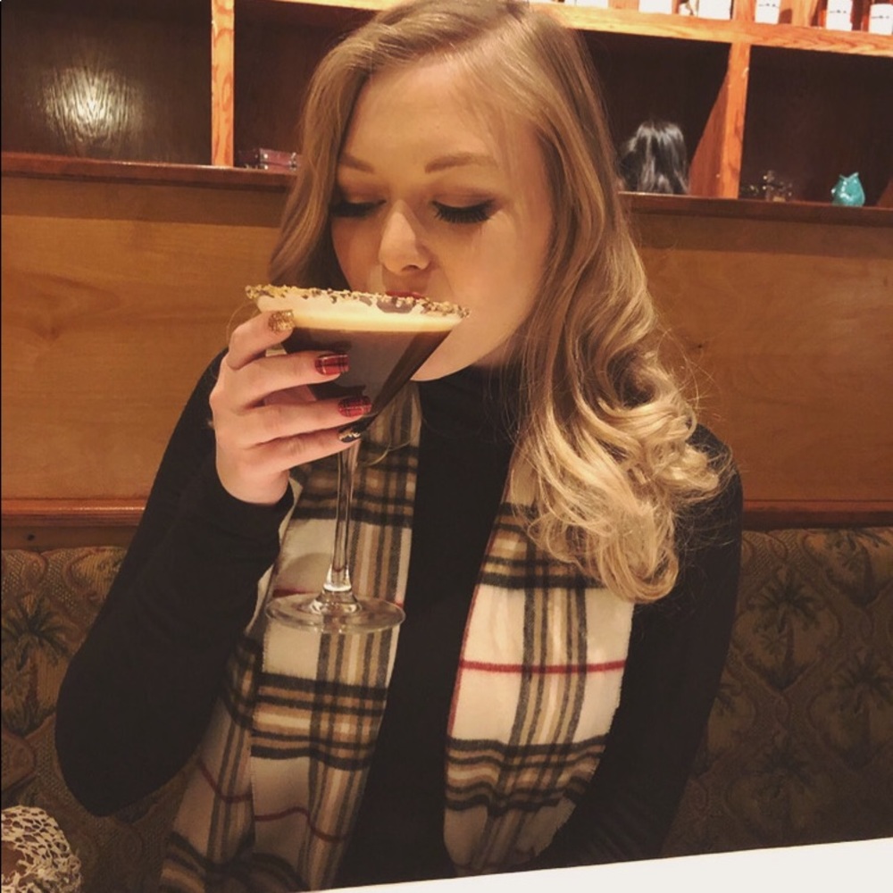 Meet your Posher, Jordyn